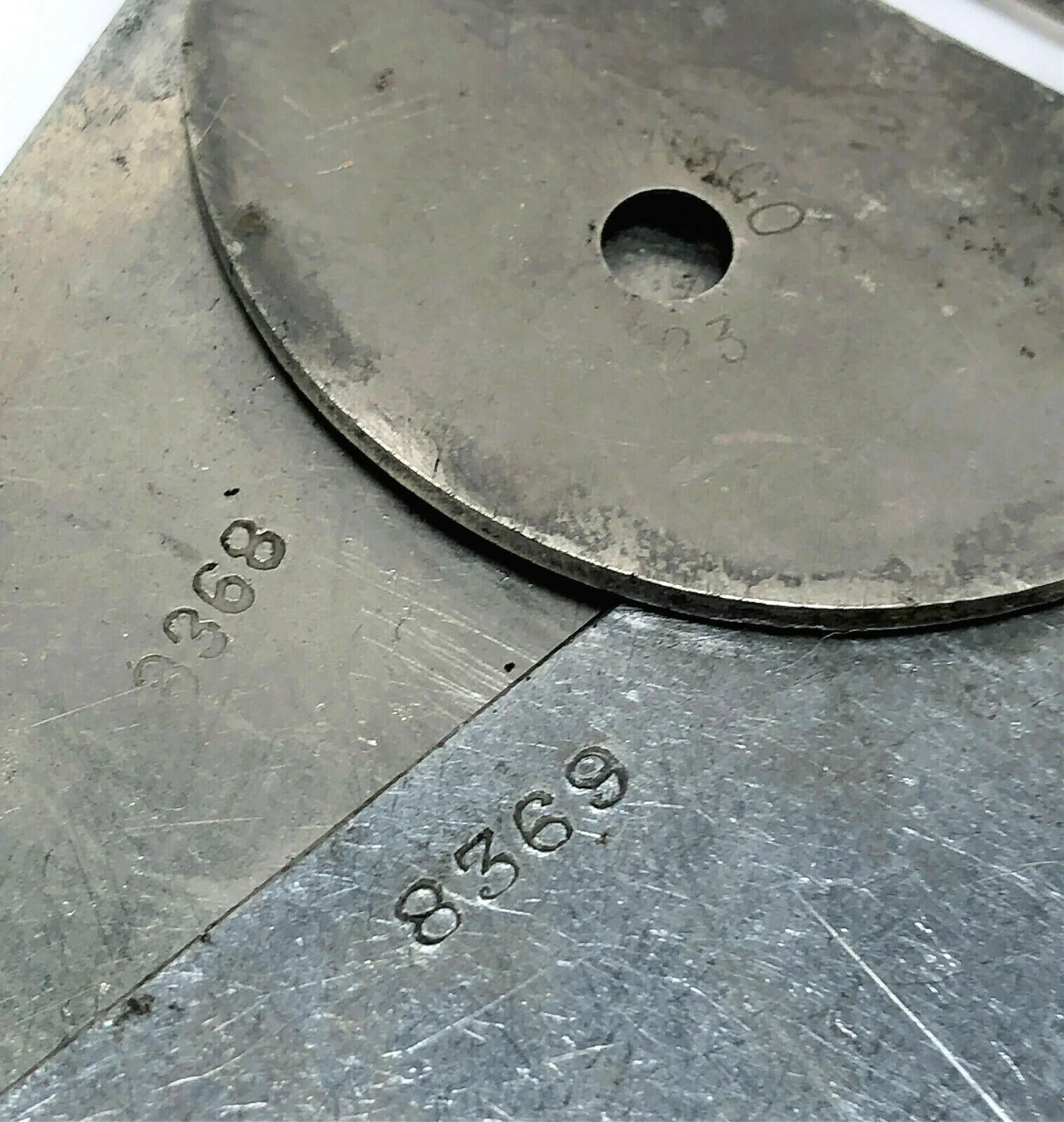Early Singer 28 128 Front Rear Slide Throat Plate Set Simanco Part 8369 8368 8323 - Image 6