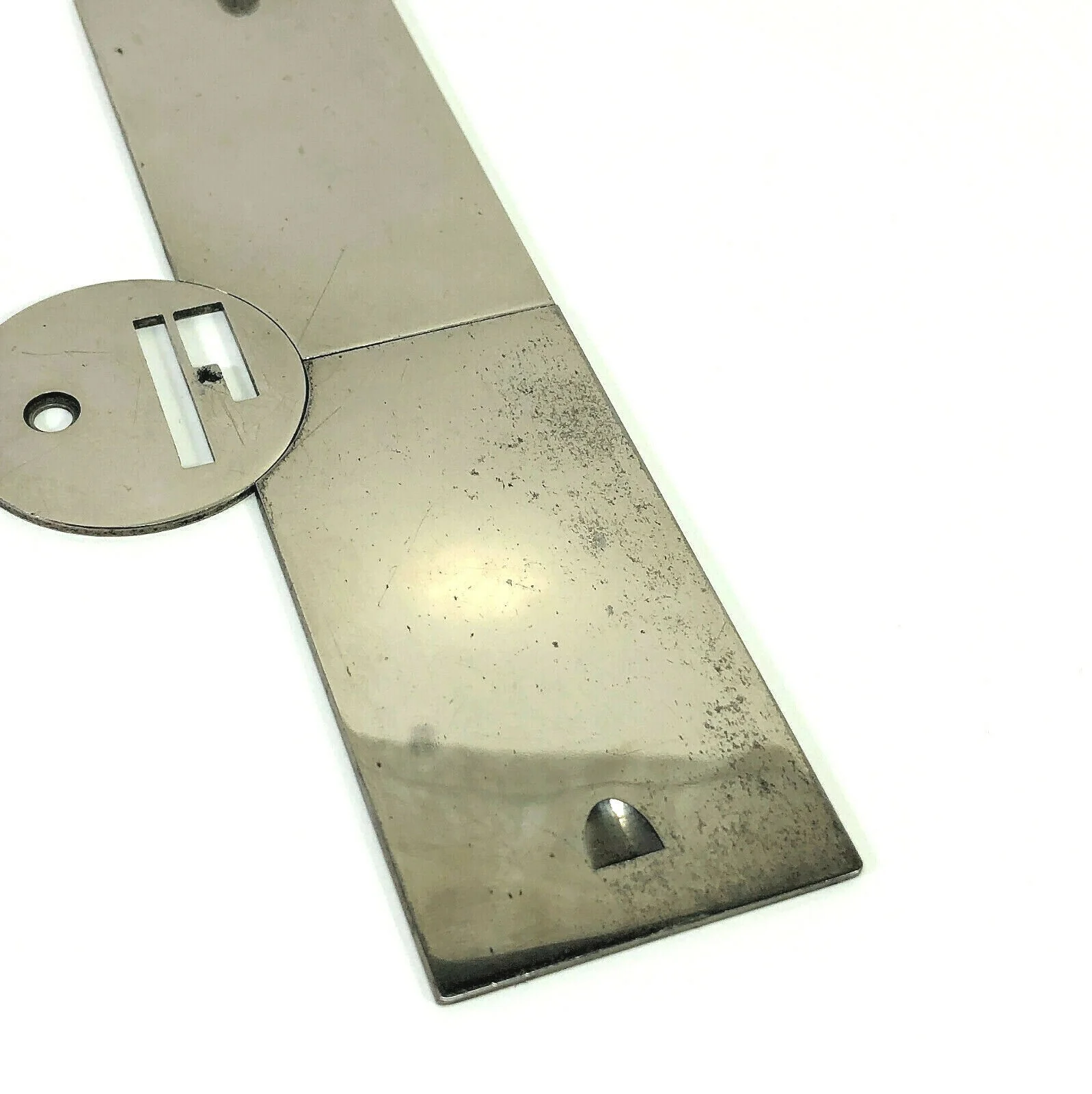 Early Singer 28 128 Front Rear Slide Throat Plate Set in Nickel Simanco 8369 8368 8323 - Image 2