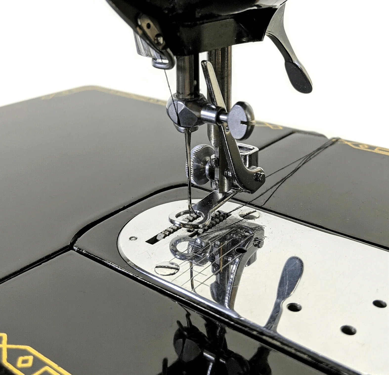 New Low Shank Sewing Machine Sprung Darning Embroidery Foot - Image 2