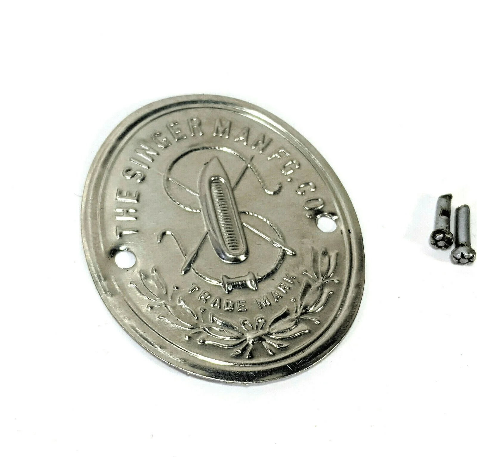 Rare 1932 Singer 15-91 Sewing Machine Silver Badge Emblem Medallion Plate - Image 2