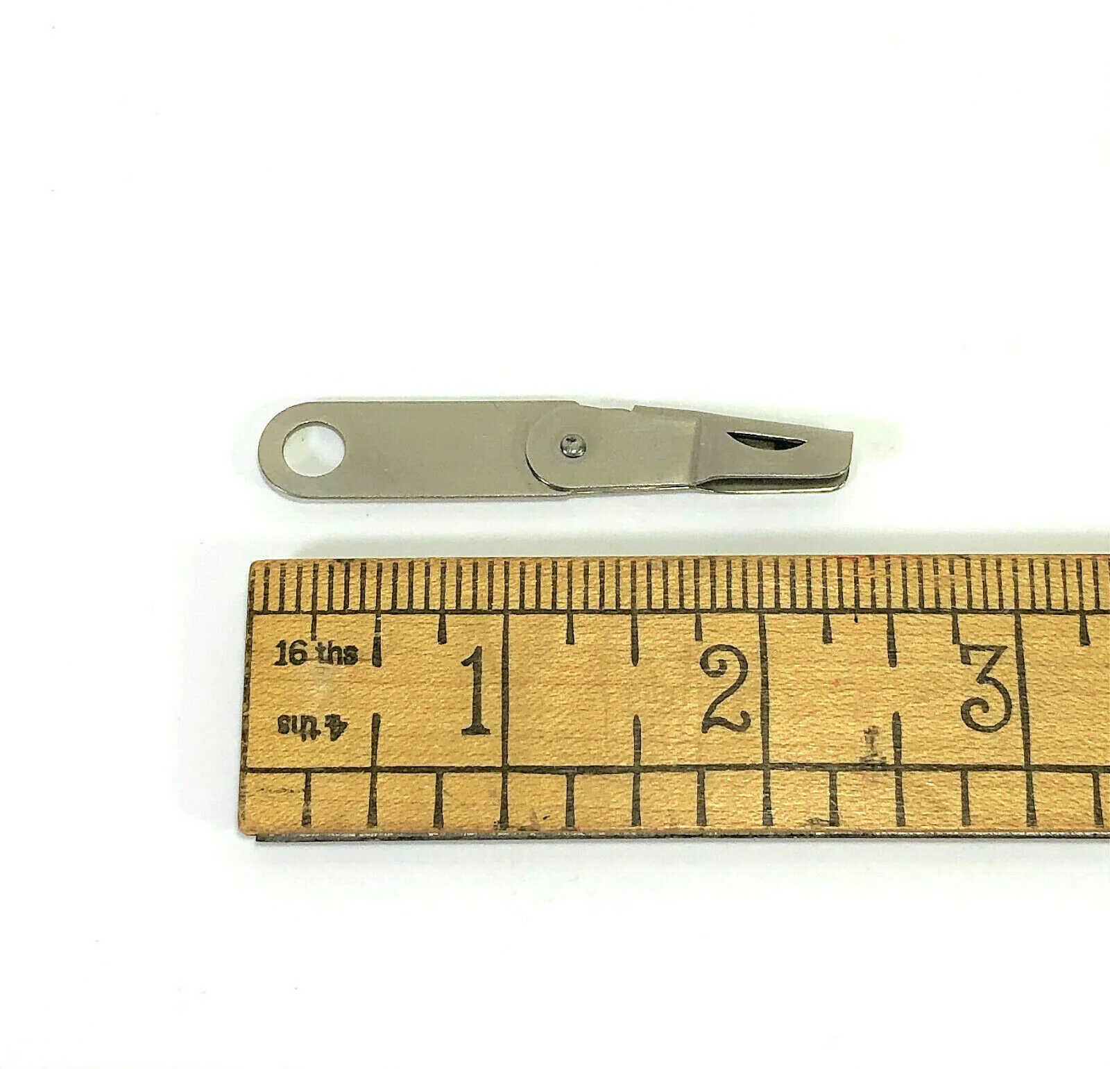 Rare Singer Sewing Machine Hooded Needle Threader Simanco 121845 - Image 3