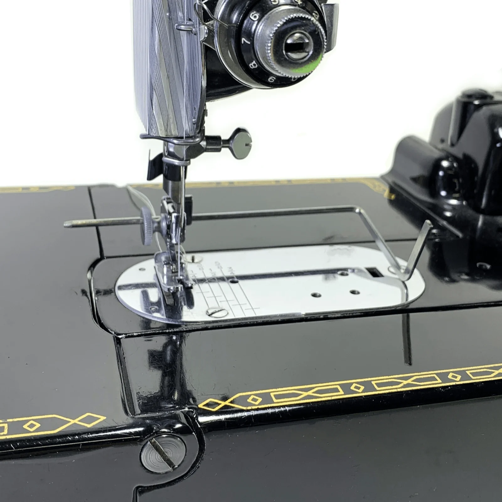 Sewing Machine Adjustable Quilting Bar Seam Guide Attachment - Image 3