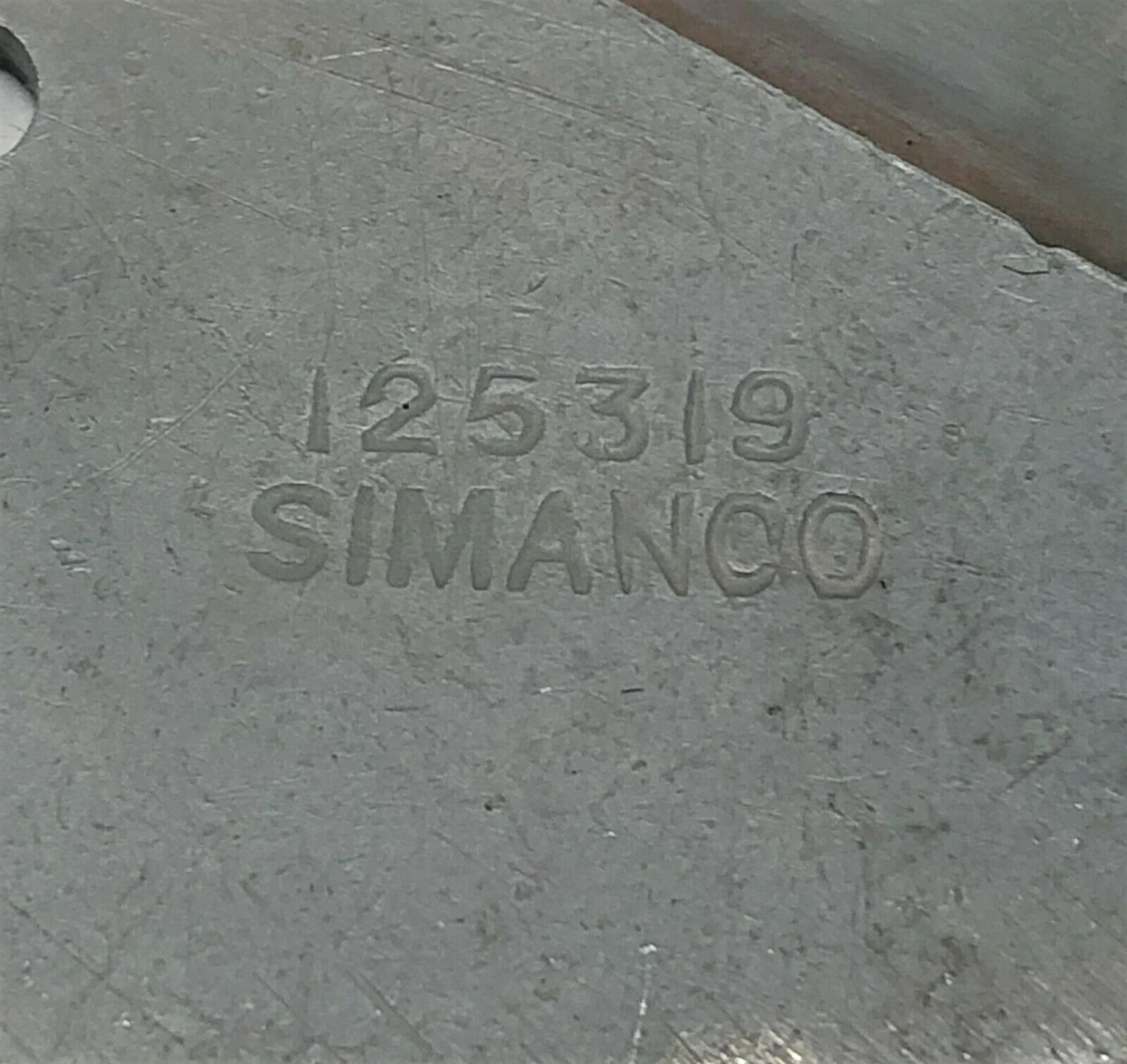 Singer 15 201 Sewing Machine Needle Throat Plate Simanco Part 125319 - Image 3