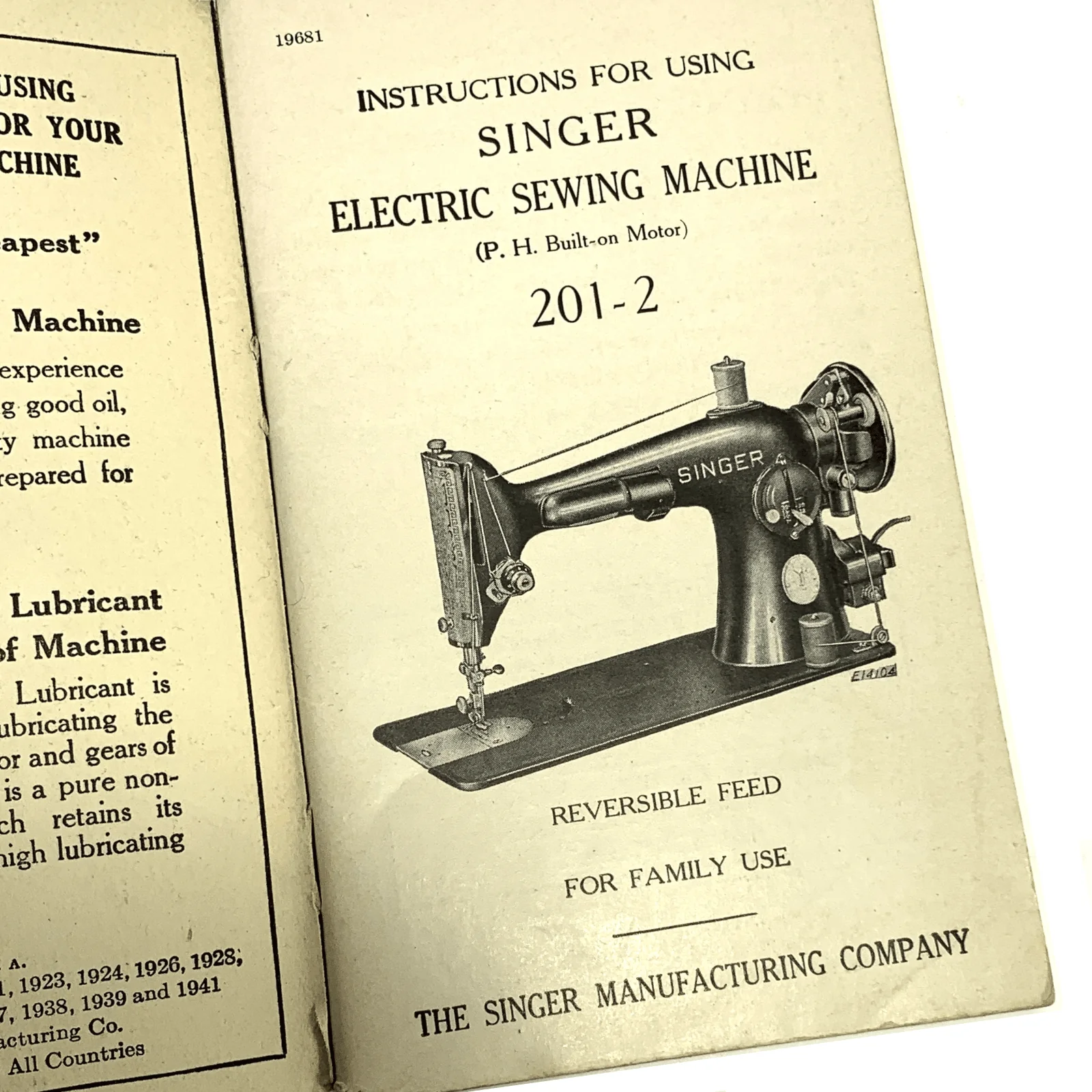 Singer 201-2 Sewing Machine Instruction Manual Vintage Original 1941 - Image 2
