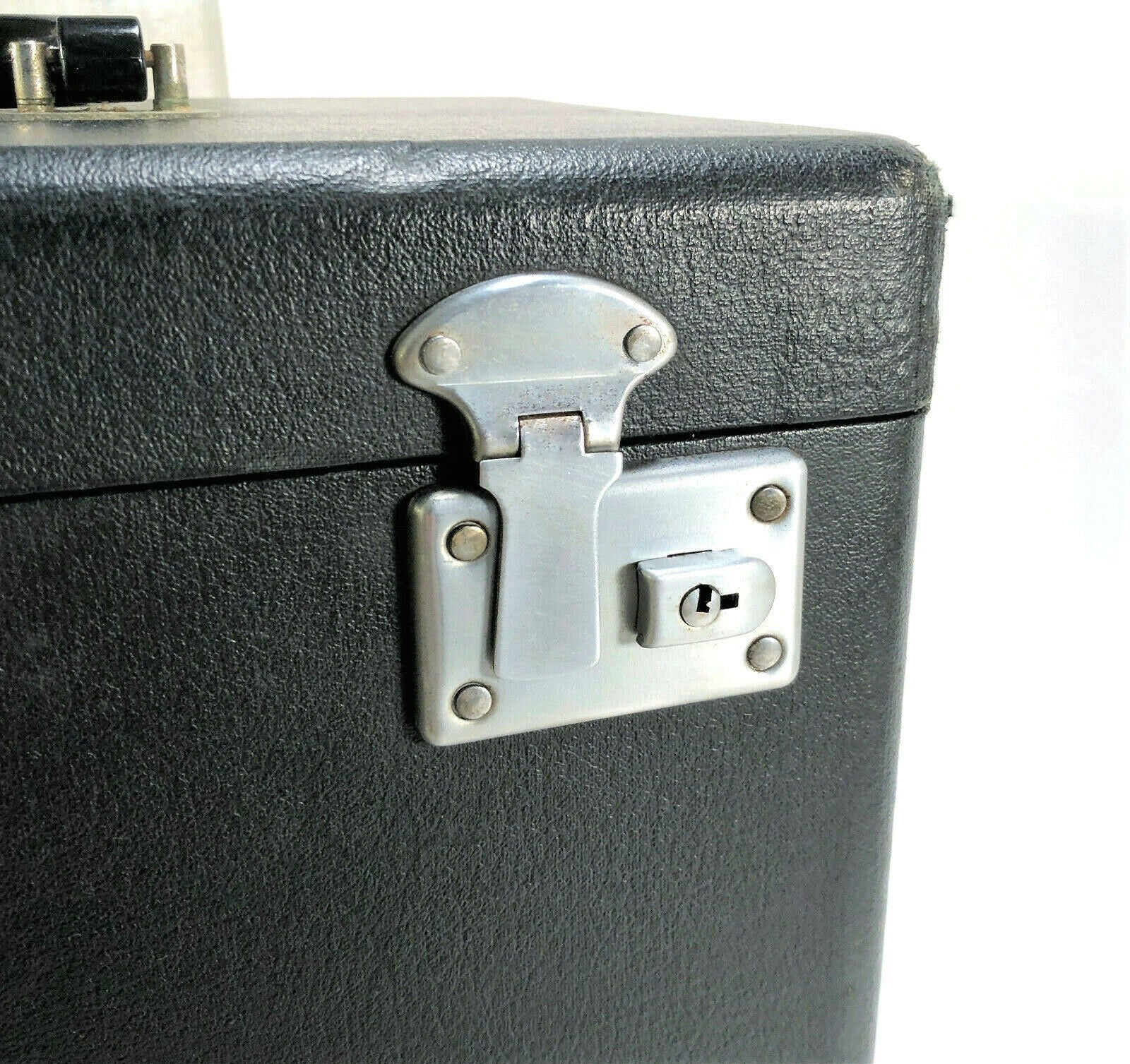 Singer 221 Featherweight Sewing Machine Carry Case Key for Rare Chunky Lock Latch 50s Type V VI - Image 4
