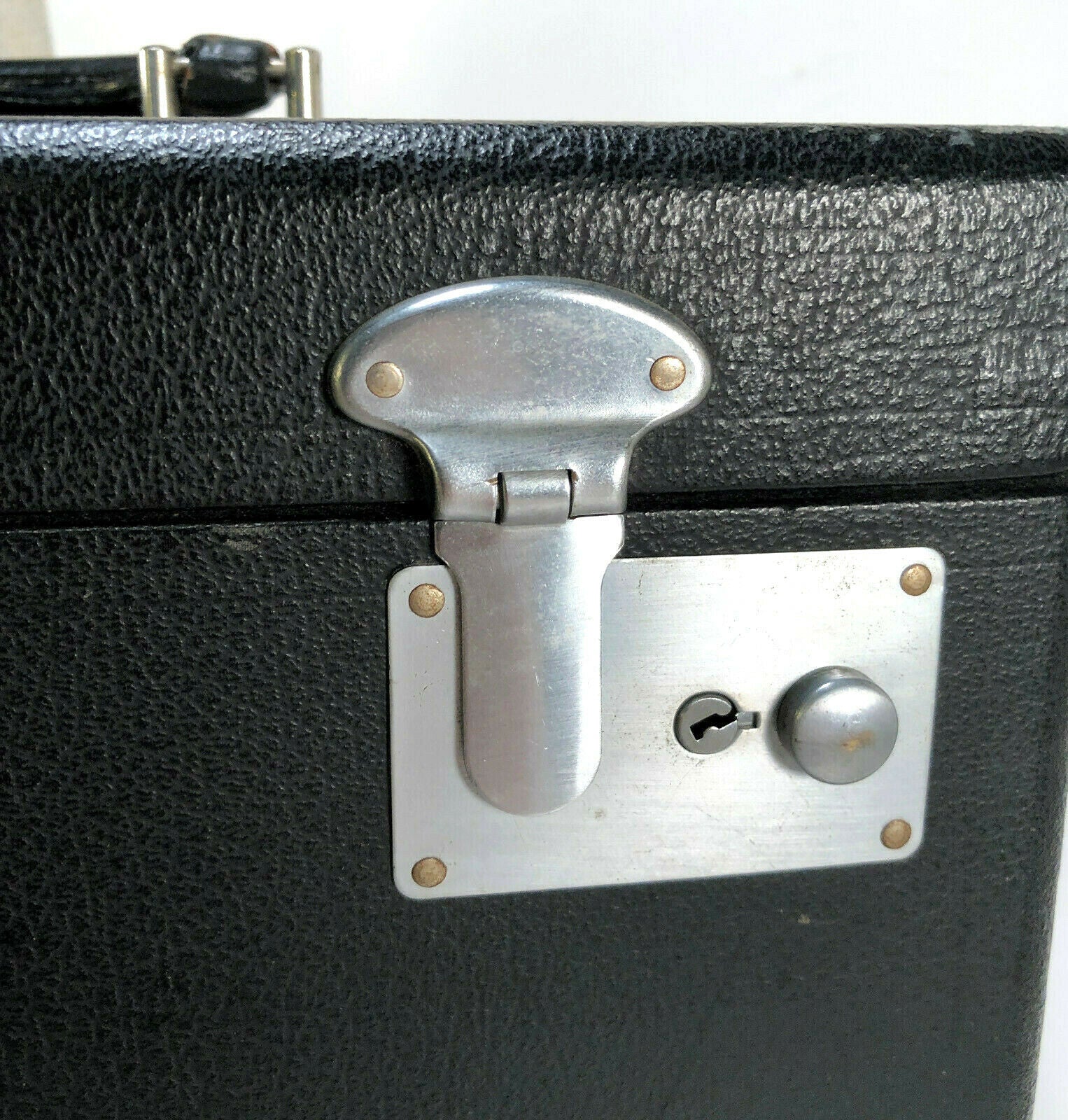 Singer 221 Featherweight Sewing Machine Carry Case Latch Clasp Original Vintage Hardware - Image 3