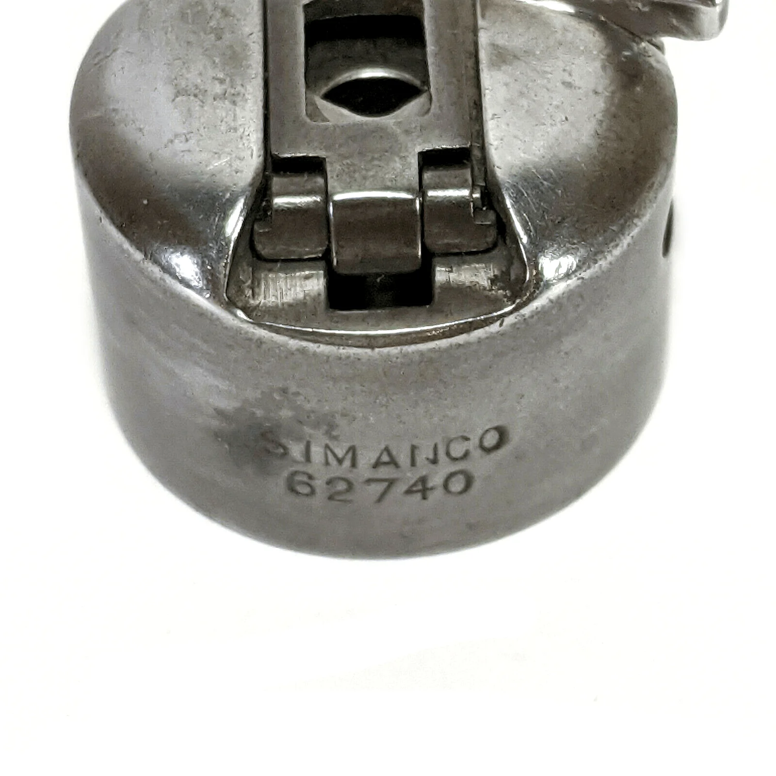 Singer Class 31 Sewing Machine Bobbin Case Original Simanco 62740 31-15 44-10 331K - Image 2