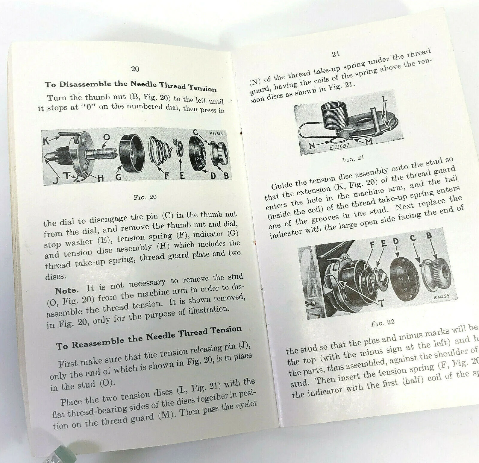 Singer Featherweight 221 Sewing Machine Instruction Manual Vintage Original 1941 - Image 4