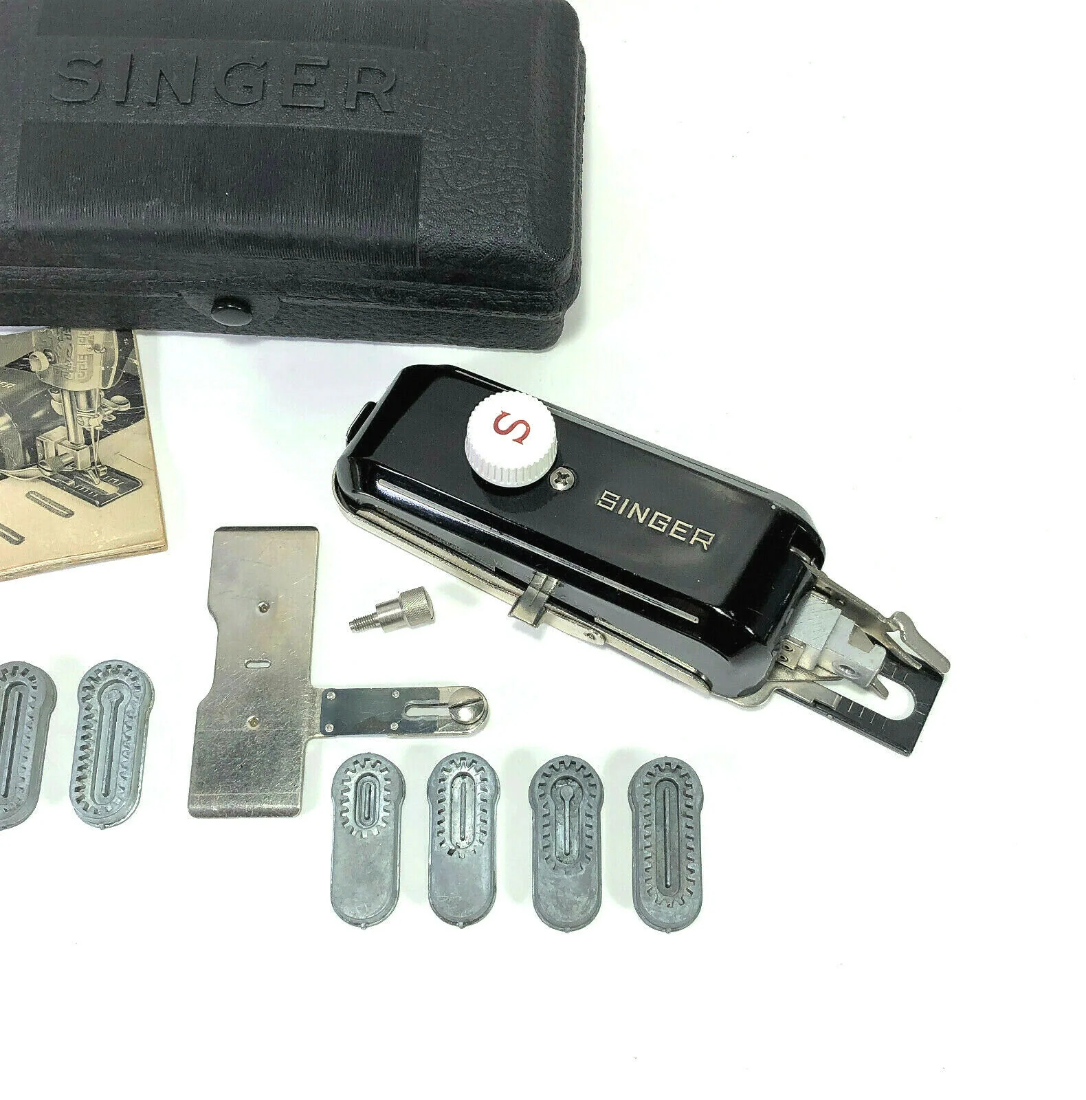 Singer Low Shank Sewing Machine Buttonholer Attachment in Black Case Simanco 160506 - Image 2