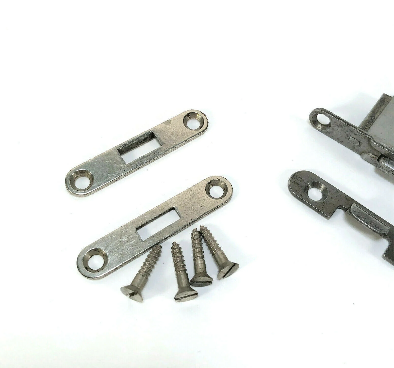 Singer Sewing Machine Bentwood Case Lock and Latch Plate Set Simanco - Image 3