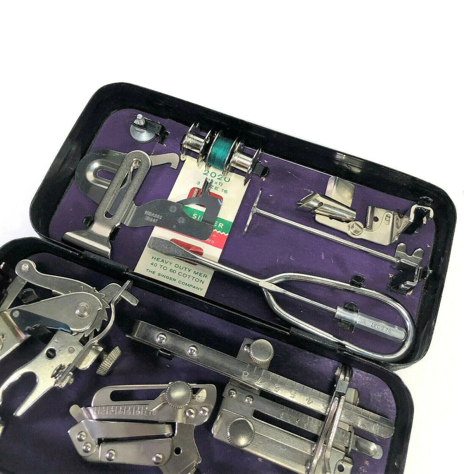 Singer Sewing Machine Godzilla Attachment Set Low Shank Feet and Accessories in Crinkle Case - Image 2