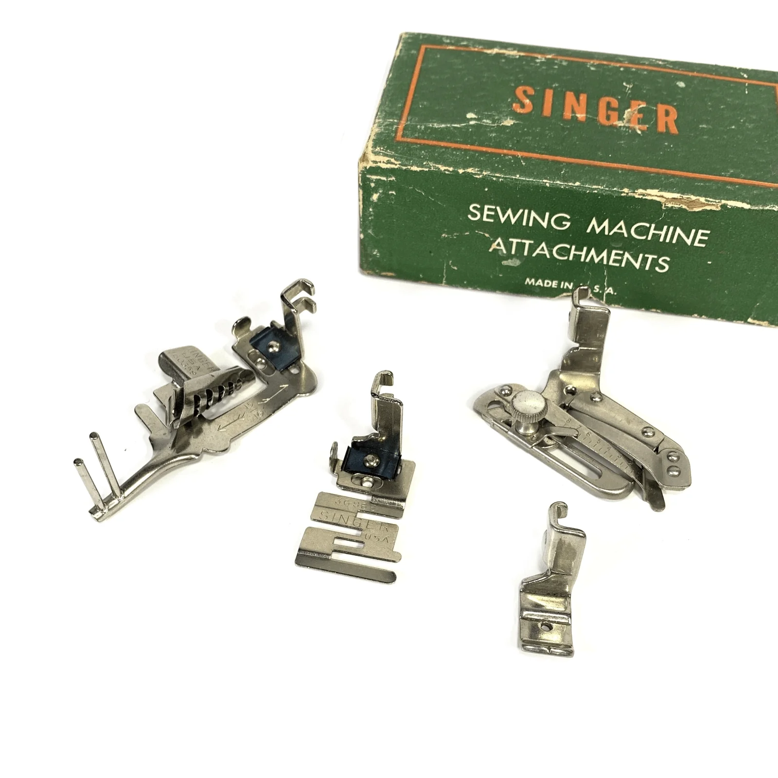 Singer Sewing Machine Low Shank Presser Feet Attachment Set in Box Featherweight 15 201 99 128 - Image 2