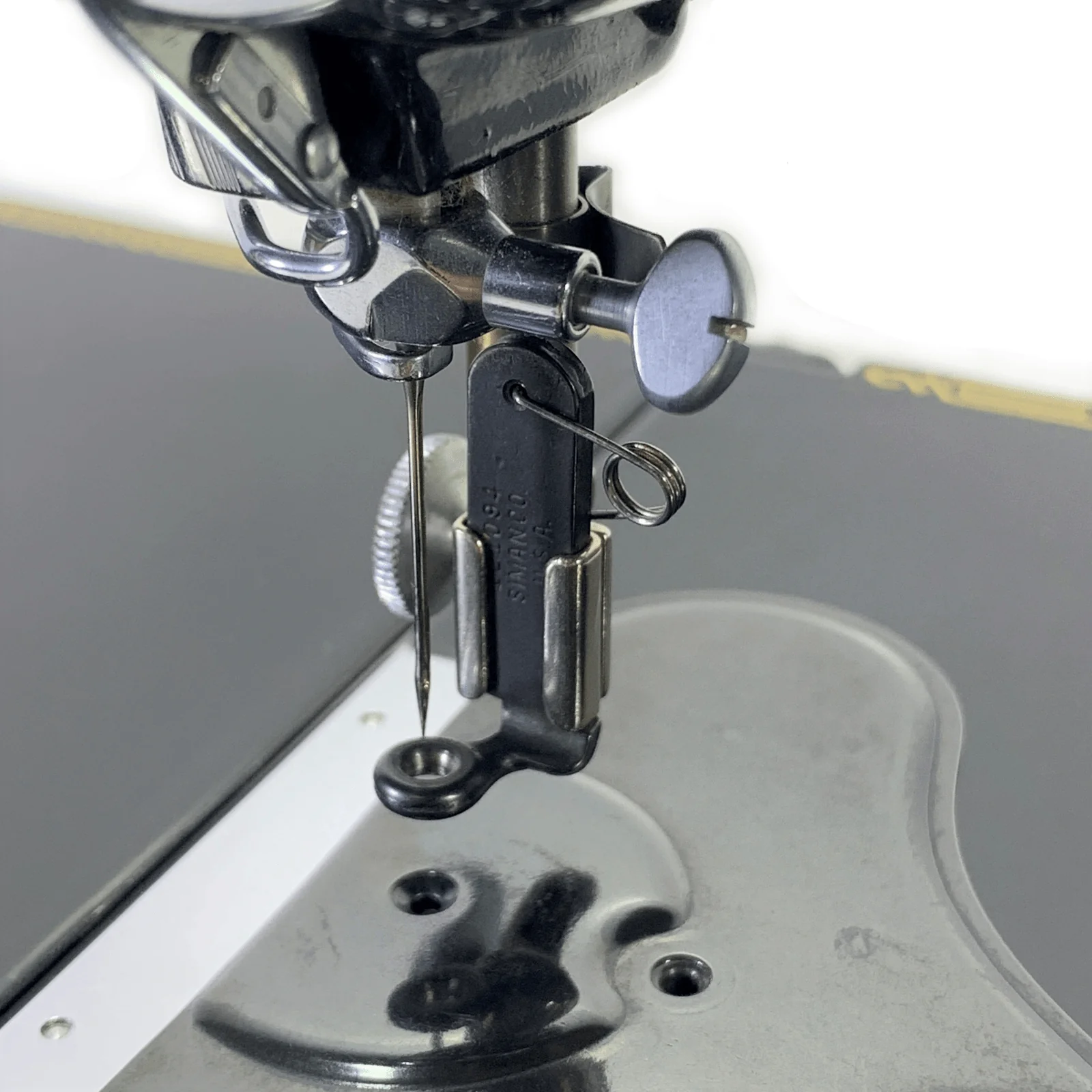 Singer Sewing Machine Low Shank Sprung Darning Embroidery Foot Simanco 121094 Featherweight - Image 3