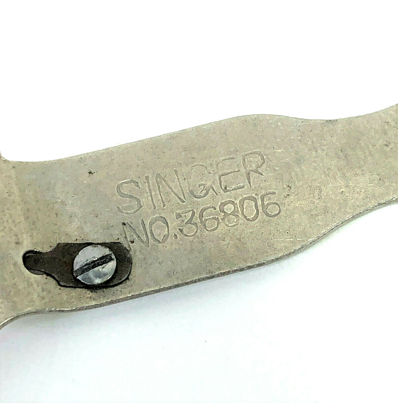 Singer Sewing Machine Needle Threader with Extra Hook Simanco 36806 Model 66 99 - Image 3