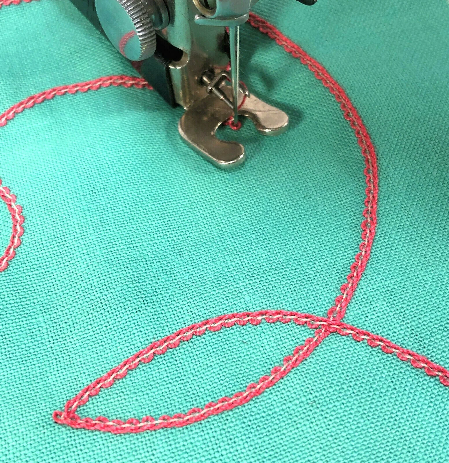 Singer Sewing Machine Single Thread Embroidery Attachment Simanco 26538 - Image 5