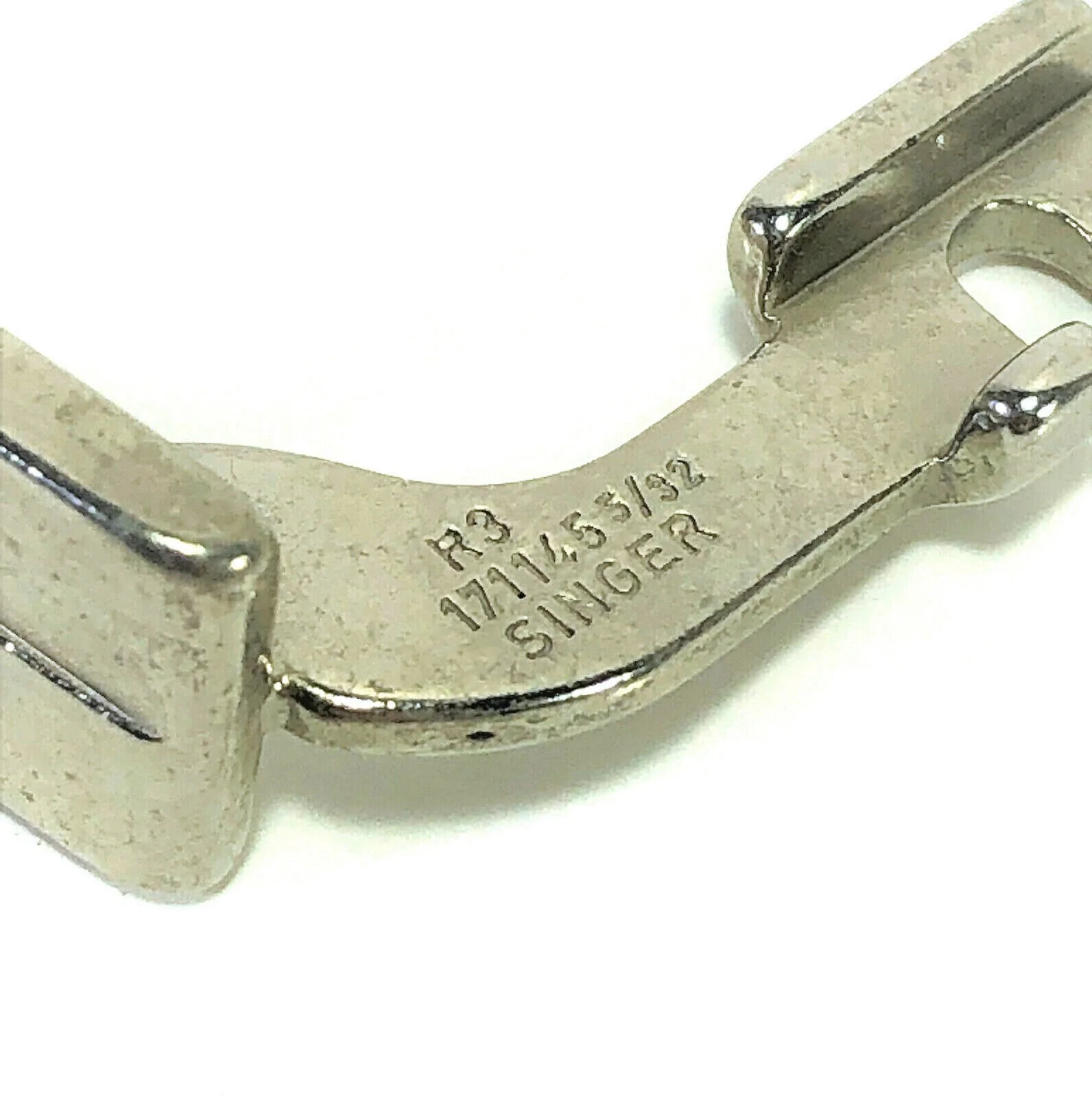 Singer Sewing Machine Slant Shank Rolled Hemmer Foot 5/32" Simanco 171145 301 401 500 503 - Image 2