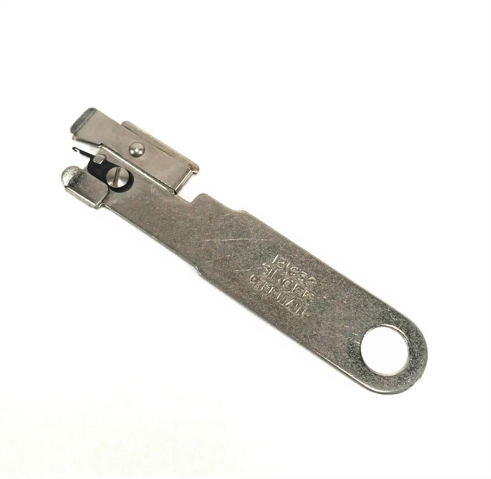 Singer Sewing Machine Universal Needle Threader Simanco 121632