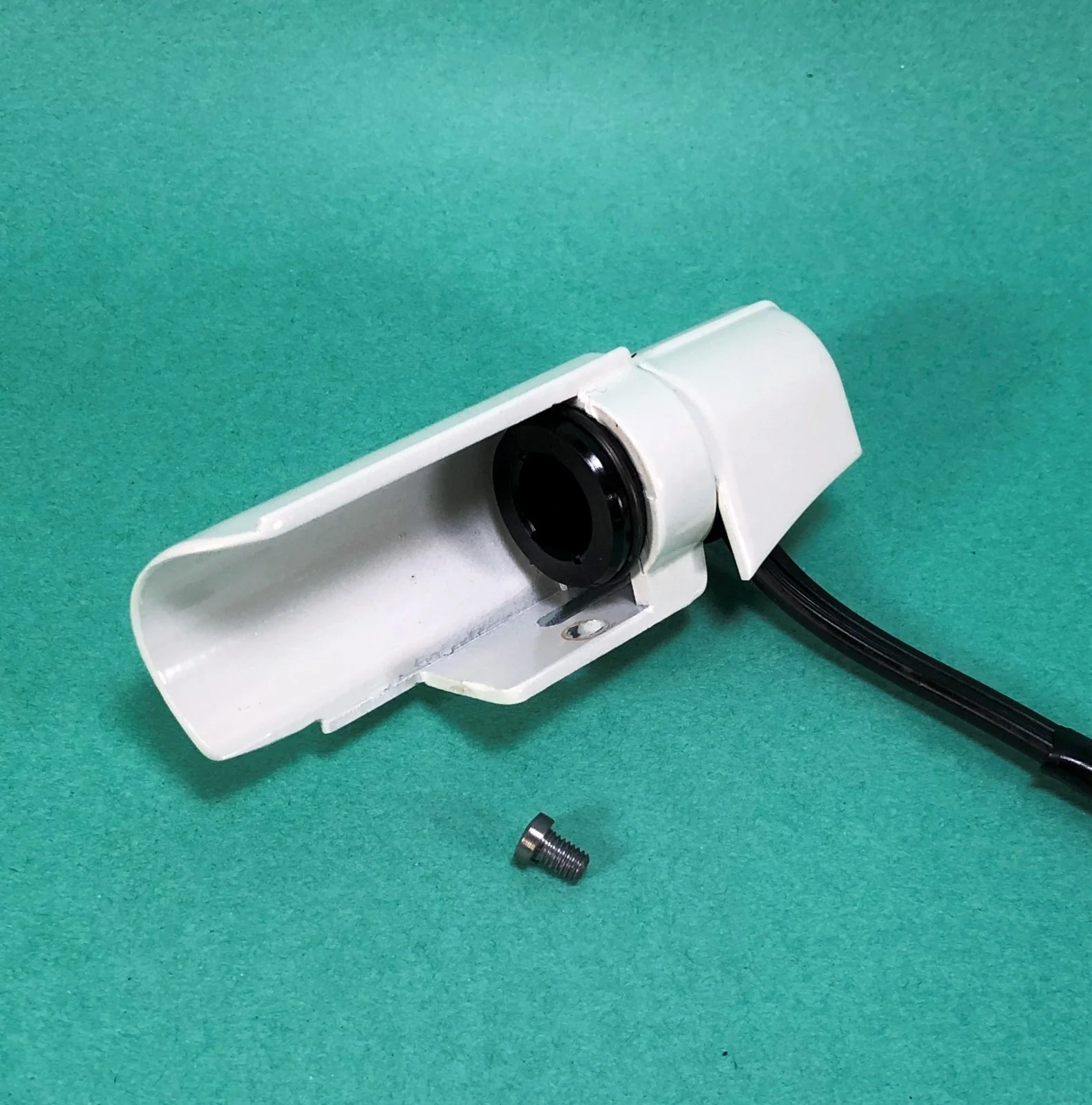 Singer White 221K Featherweight Light Socket Shroud Assembly Simanco 87064 - Image 3