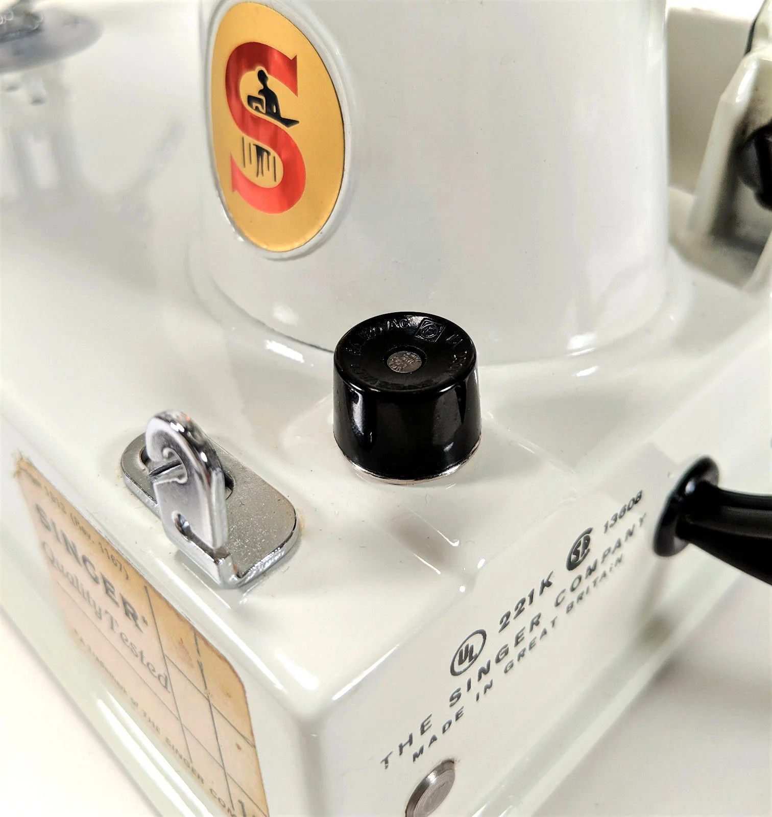 Singer White 221K Featherweight Sewing Machine Light Switch Knob Simanco Part - Image 4