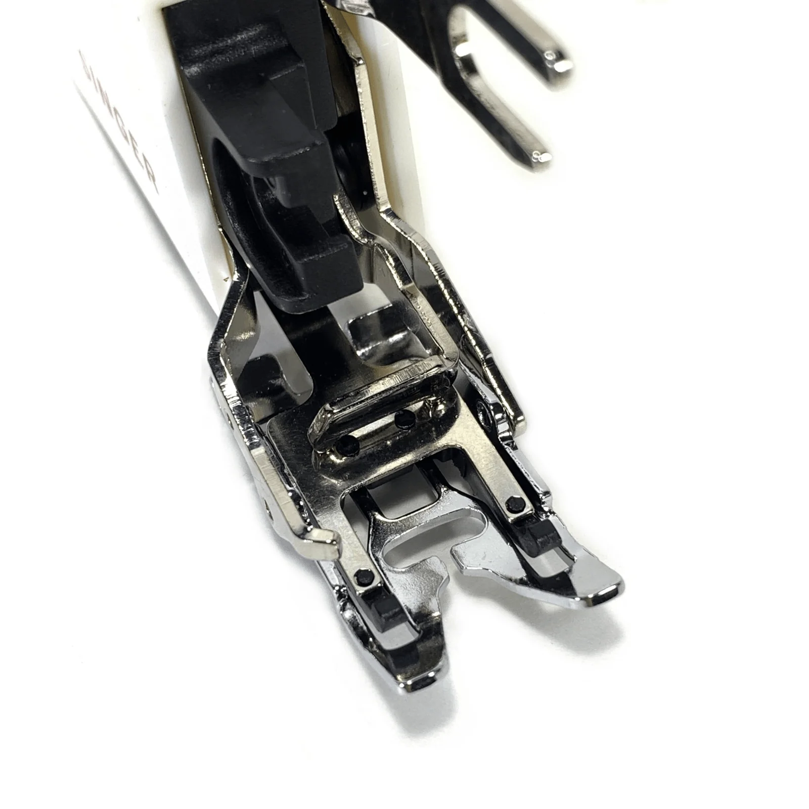 Slant Shank Even Feed Walking Foot for Singer Sewing Machine 401 403 500 503 600 700 Series - Image 2
