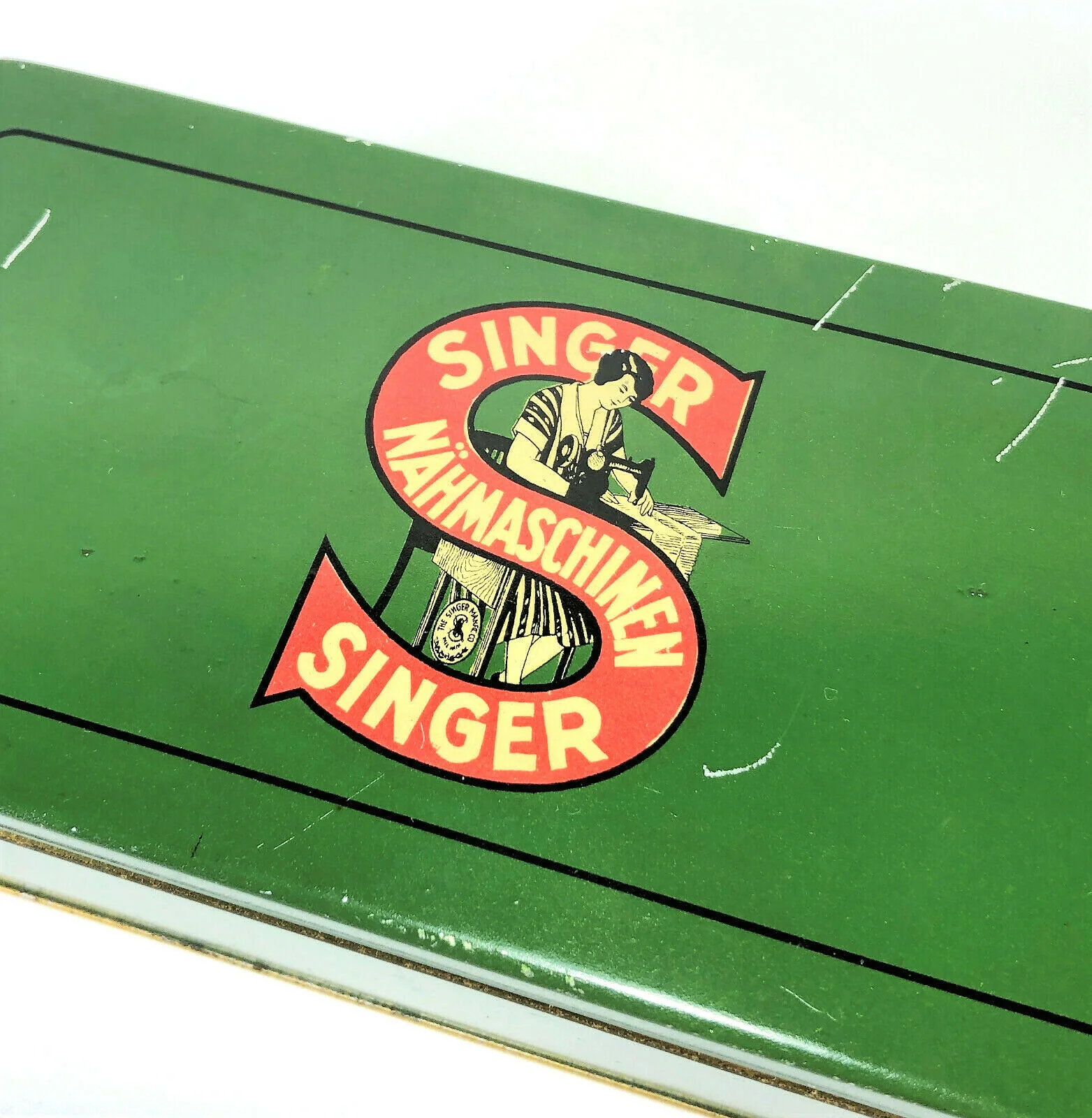 Vintage German Singer 66 Sewing Machine Green Tin Attachment Accessory Case Original - Image 2